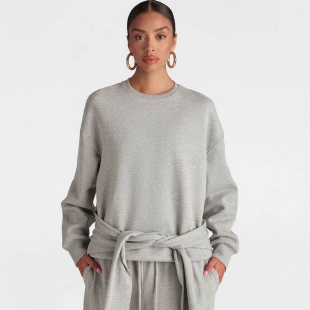 NWOT KBB by Kahlana long sleeves double layer Crewneck heather Gray Sweatshirt - Picture 2 of 7
